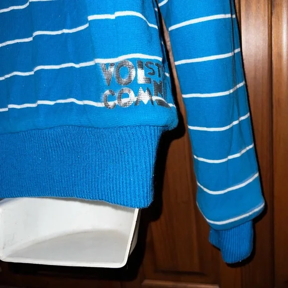 Volcom - Picture 7 of 8